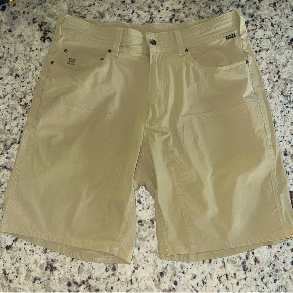 Howler Bros Shorts Size 34 Khaki Watermans Ripstop Nylon Outdoors Beige Men Work - Picture 1 of 12